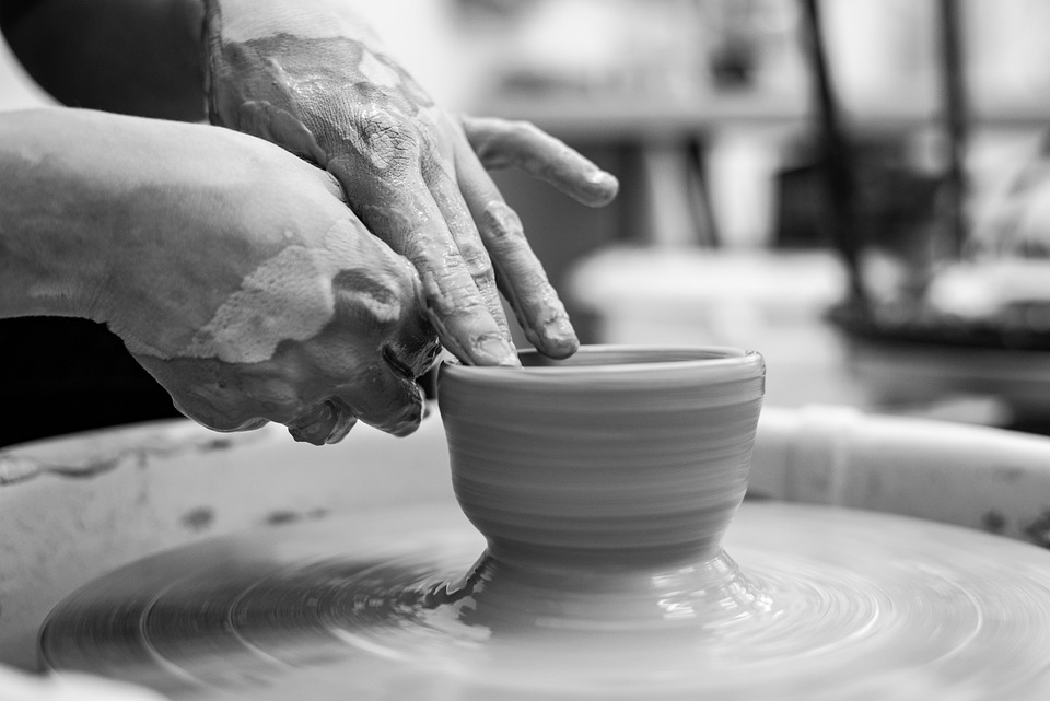 Atelier de poterie : droit préemption locataire commercial